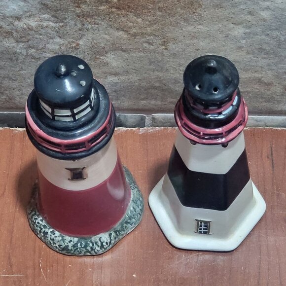 Sakura Lighthouse Salt Pepper Shaker Set By The Sea Hand Painted - Picture 3 of 10